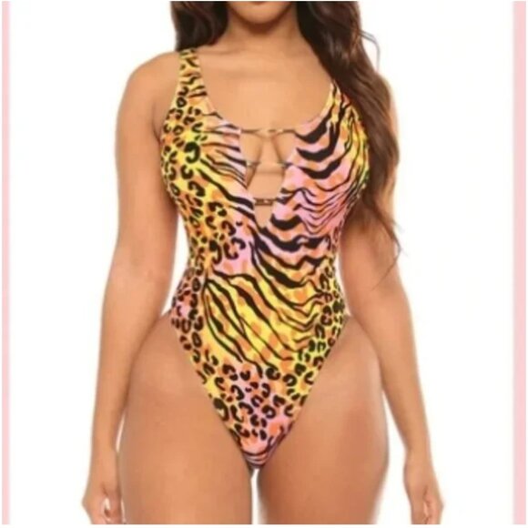 Other - 🎉 NEW ONE PIECE SWIMSUIT